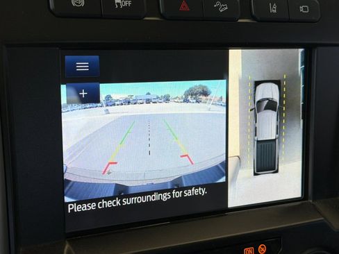 Used 2020 Ford F250 Platinum w/ FX4 Off-Road Package AWD/4WD image 22