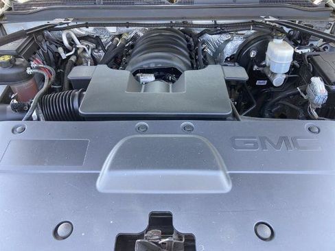 Used 2018 GMC Yukon XL Denali RWD image 26