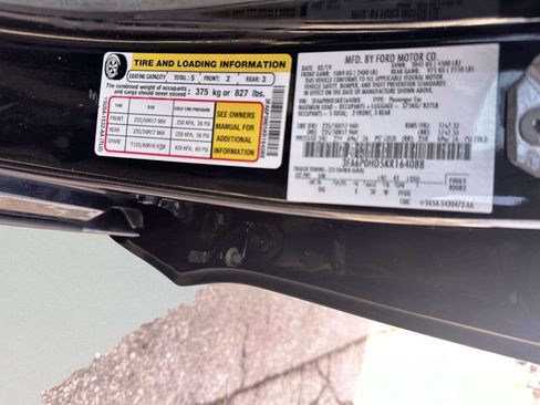 Used 2019 Ford Fusion SE image 27