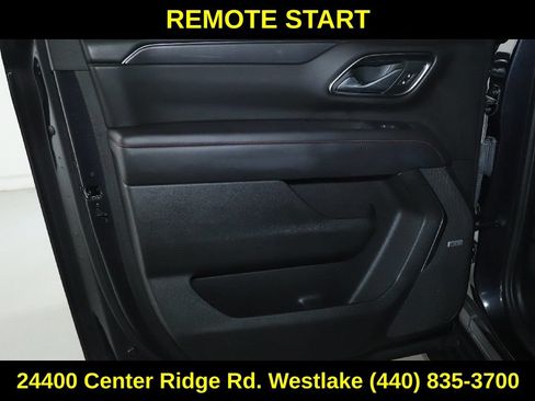 Used 2024 Chevrolet Suburban RST RWD image 13
