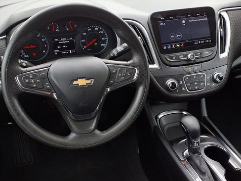 Used 2023 Chevrolet Malibu LT image 13