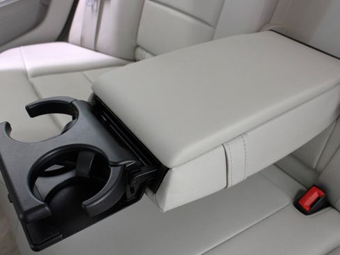 Used 2014 Mercedes-Benz E 350 Sedan w/ Premium 1 Package image 40