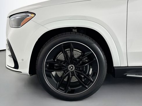New 2026 Mercedes-Benz GLE 580 4MATIC image 9