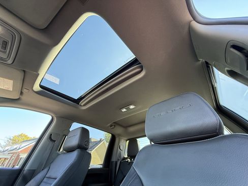 Used 2022 GMC Sierra 2500 Denali image 4