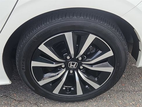 Used 2023 Honda Civic EX image 8