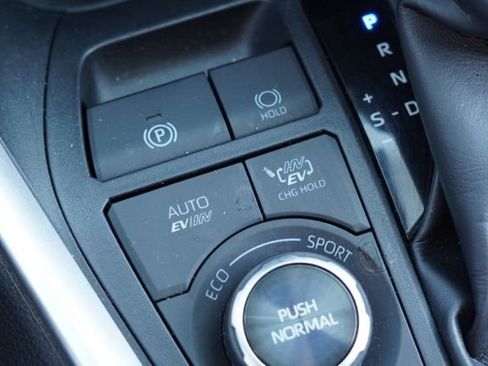 Used 2024 Toyota RAV4 XSE image 40