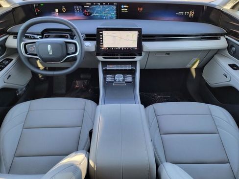 New 2026 Lincoln Nautilus Premier image 25