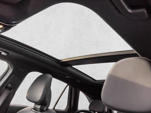 Certified 2026 Mercedes-Benz GLC 300 4MATIC image 13