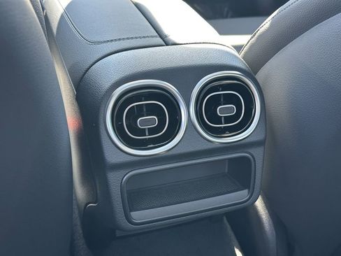 New 2026 Mercedes-Benz C 300 4MATIC Sedan image 26