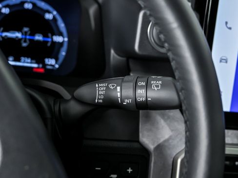 Used 2025 Toyota 4Runner Trailhunter image 29