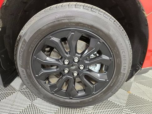 Used 2024 Ford Maverick Lariat w/ Black Appearance Package AWD/4WD image 9