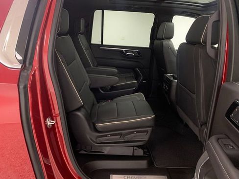 New 2026 Chevrolet Suburban Premier w/ Sun And Tow Package image 24