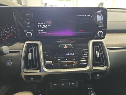 Certified 2023 Kia Sorento X-Line EX AWD/4WD image 16