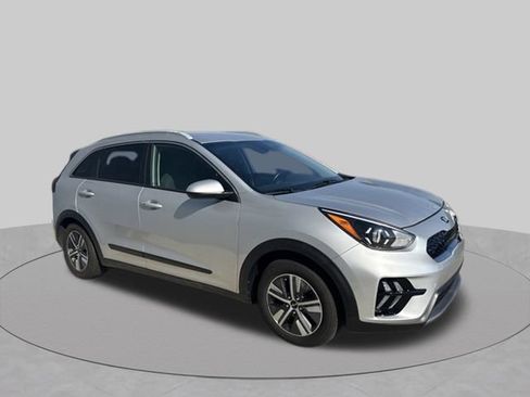 Used 2021 Kia Niro LXS FWD image 16