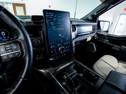 Used 2023 Ford F150 Lightning Platinum image 42