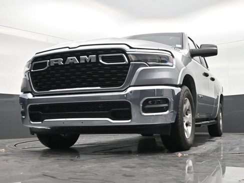 Used 2025 RAM 1500 Big Horn RWD image 27