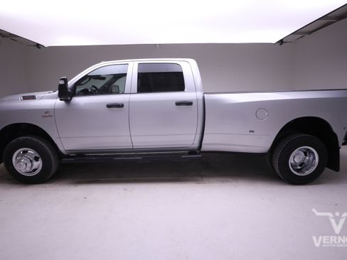 New 2026 RAM 3500 Tradesman image 2