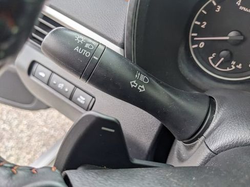 Used 2019 Nissan Altima 2.5 SR w/ SR Premium Package FWD image 30