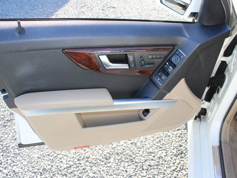 Used 2012 Mercedes-Benz GLK 350 GLK 350 4MATIC AWD 4dr SUV image 21