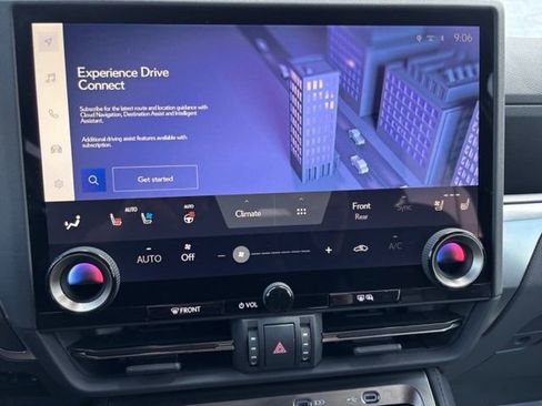 Used 2024 Lexus GX 550 w/ Accessory Package (2T) image 18