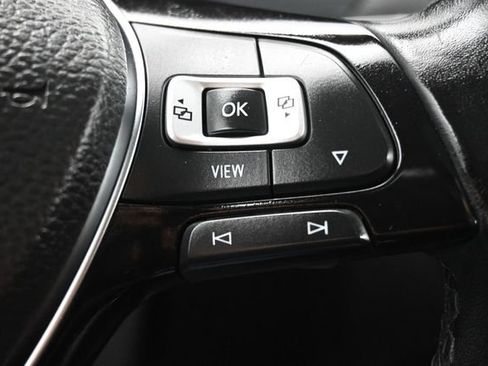 Used 2019 Volkswagen Tiguan SEL FWD image 20