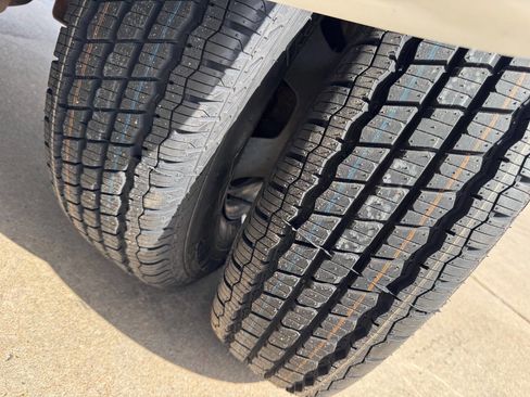 Used 2006 Dodge Ram 3500 Truck SLT w/ Light Group image 8