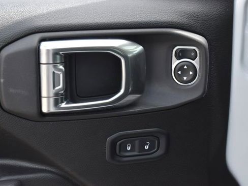 Used 2025 Jeep Wrangler Unlimited Sport S 4xe AWD/4WD image 13