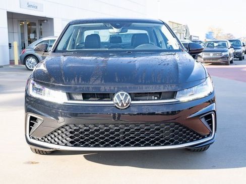 New 2026 Volkswagen Jetta SE image 9