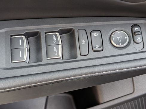 Used 2023 Honda Accord Sport image 14