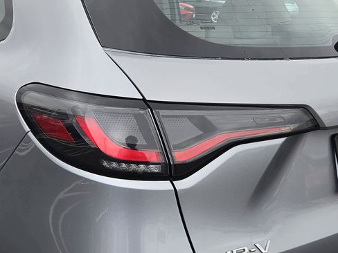 Certified 2023 Honda HR-V LX image 11