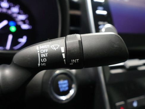 Used 2019 Toyota Avalon XLE w/ Moonroof Package FWD image 39