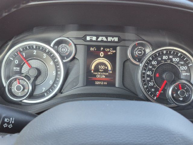 Used 2022 RAM 1500 Big Horn AWD/4WD image 22