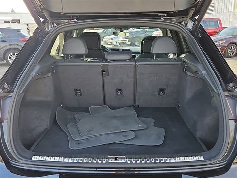 Used 2024 Audi Q3 2.0T Premium image 24