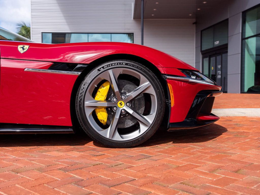 Certified 2025 Ferrari 12Cilindri RWD image 25