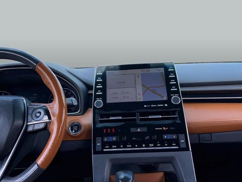 Used 2019 Toyota Avalon Limited w/ Advanced Safety Package FWD image 7