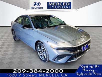 New 2025 Hyundai Elantra SEL