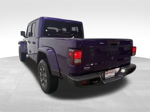 New 2026 Jeep Gladiator Sahara image 8