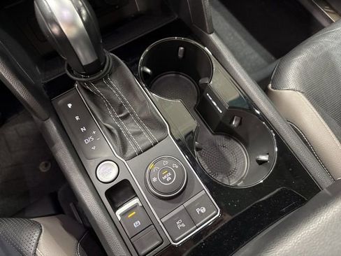 Used 2022 Volkswagen Atlas SEL Premium image 21