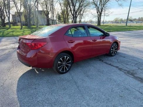 Used 2017 Toyota Corolla SE FWD image 8