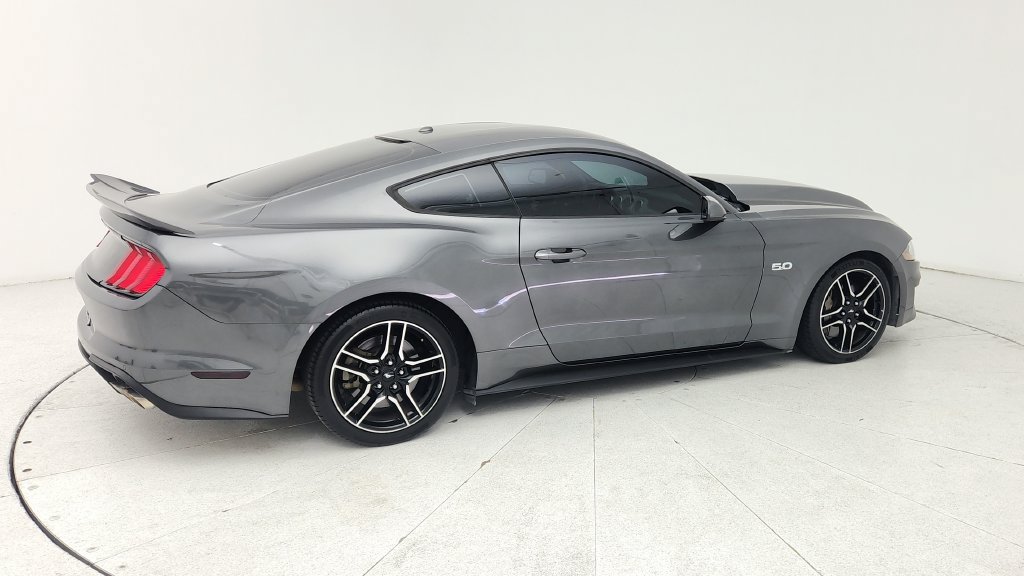 Used 2019 Ford Mustang GT RWD image 7
