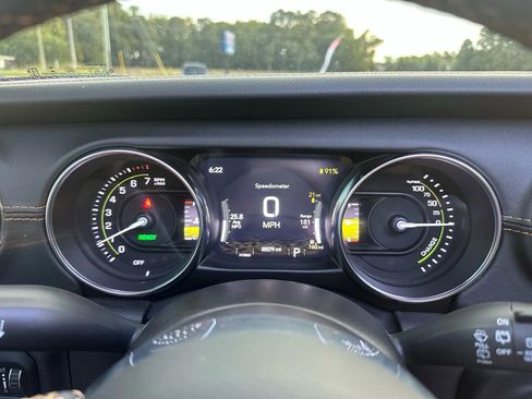 Used 2021 Jeep Wrangler Unlimited Sahara image 17