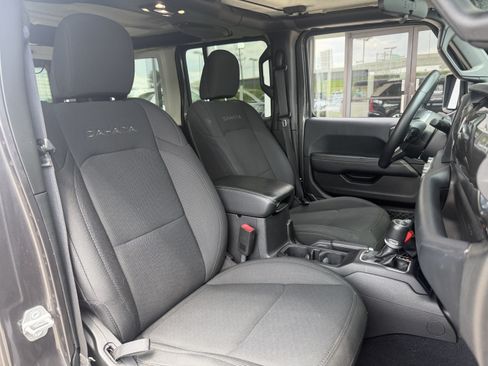 Used 2019 Jeep Wrangler Unlimited Sahara AWD/4WD image 20