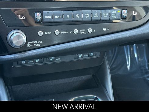 Certified 2024 Lexus ES 350 350 w/ Premium Package image 23