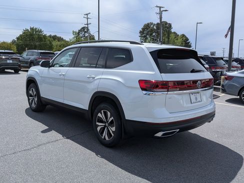 New 2026 Volkswagen Atlas SE FWD image 5