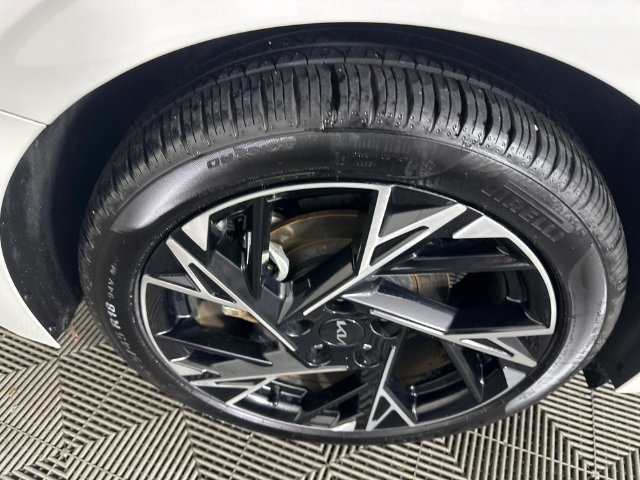 Used 2025 Kia K5 GT-Line w/ GT-Line Premium Package FWD image 35
