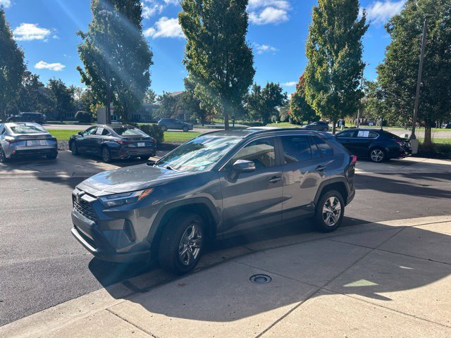 Used 2017 Toyota Highlander Limited w/ Protection Package #3 AWD/4WD image 3