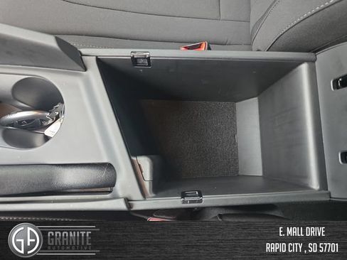 Used 2025 Hyundai Elantra Sport w/ Cargo Package FWD image 26
