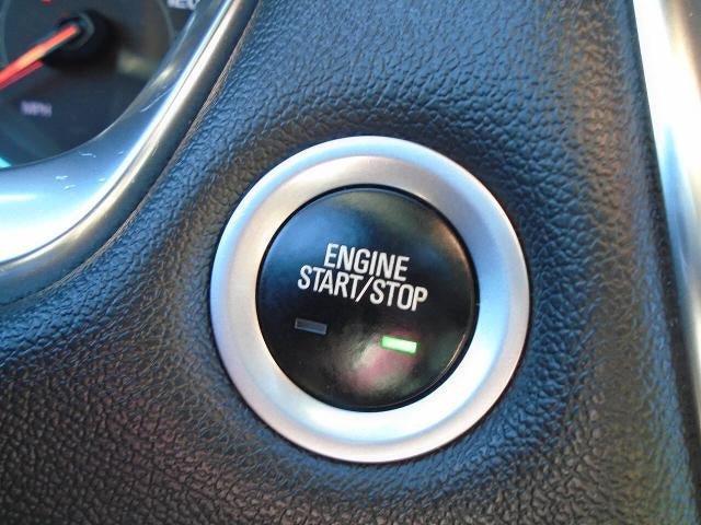 Used 2023 Chevrolet Traverse LT FWD image 9