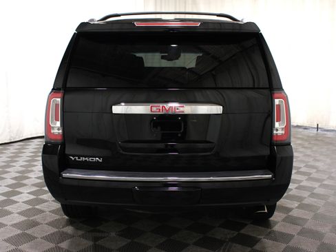 Used 2018 GMC Yukon Denali w/ Open Road Package AWD/4WD image 36