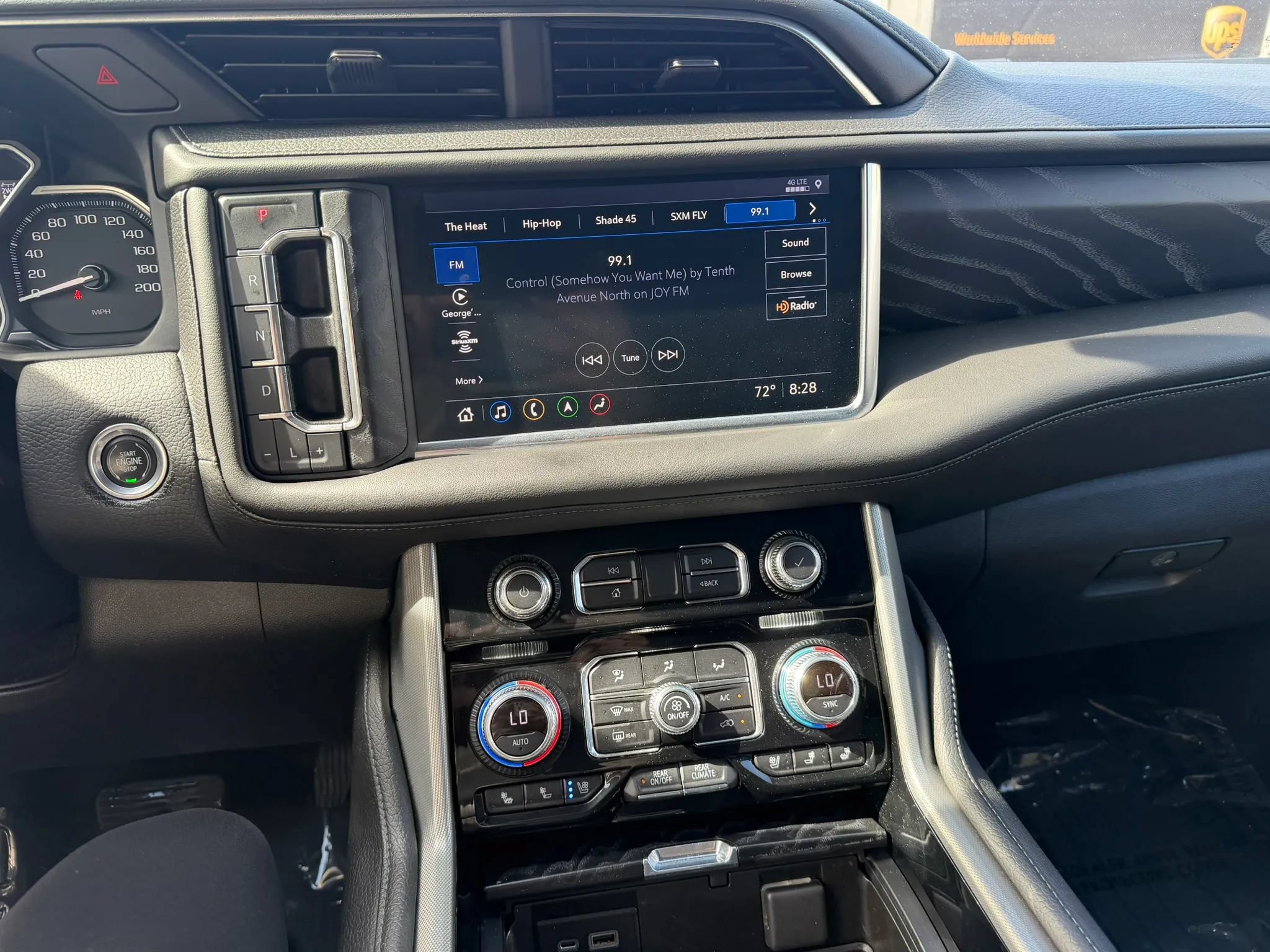 Used 2021 GMC Yukon Denali AWD/4WD image 23